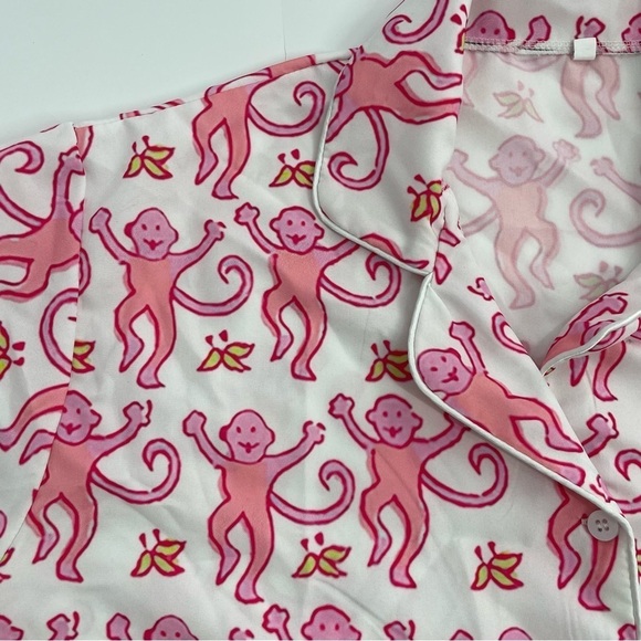 Women’s Pink Rabbit Monkey All over Print Preppy Button Down Pajama Top S/S L - Picture 6 of 8